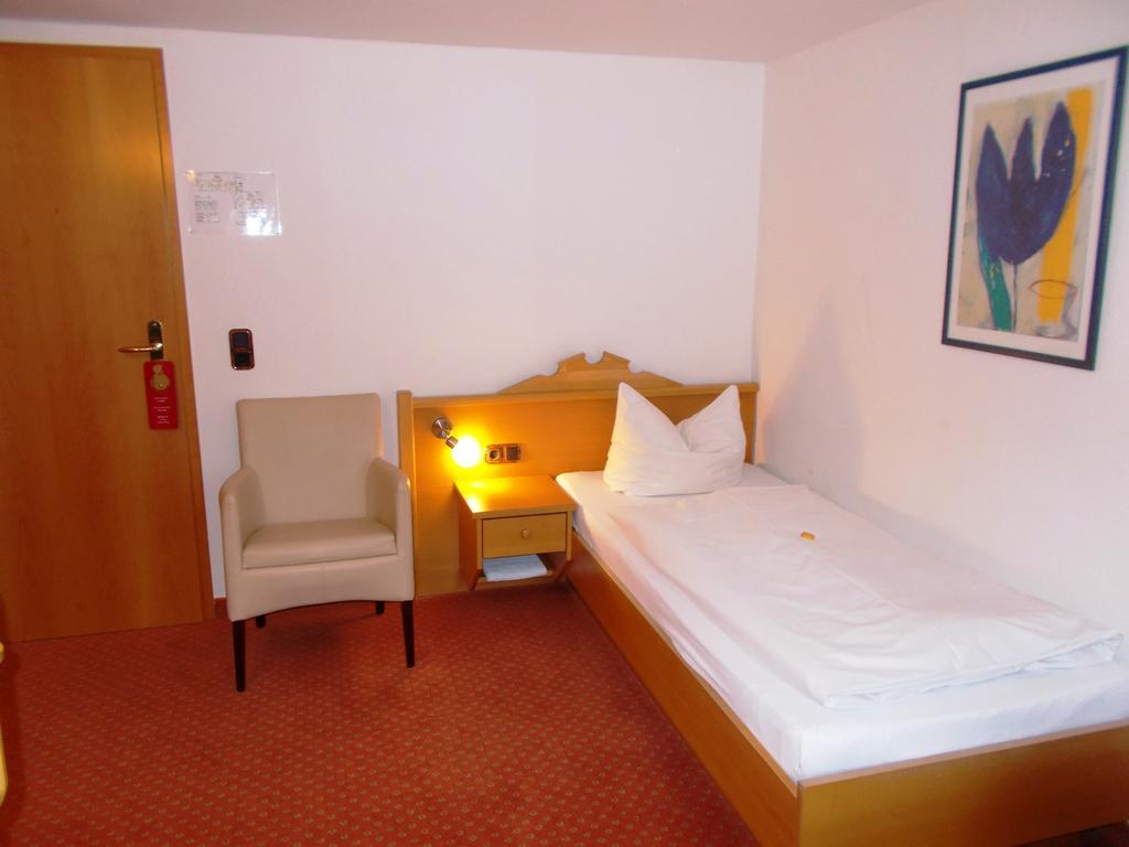 Monteurzimmer Thalfried Ruhla Phòng bức ảnh